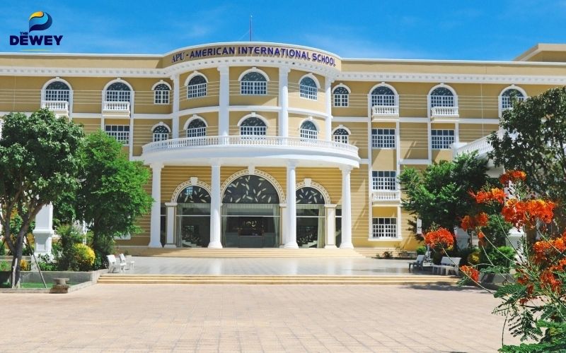 APU International School