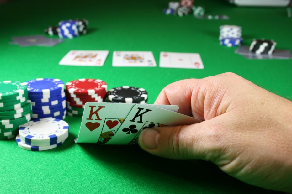 Các Thế Bài Baccarat Và Cách Tính Bài Baccarat Chuẩn Xác Nhất