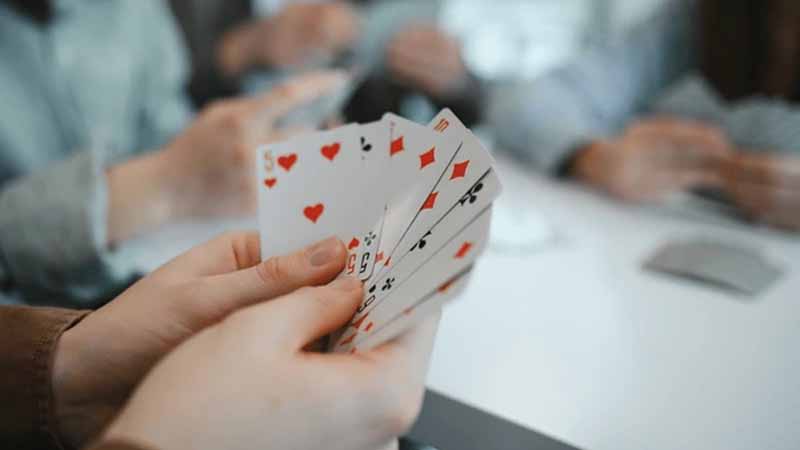 Thuật ngữ bài Sâm Lốc – Giải thích đầy đủ từ A–Z cho người mới và cao thủ -  Top Game