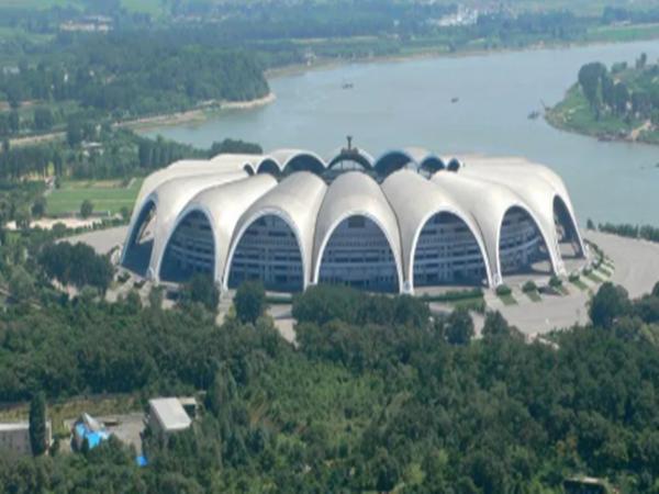 Sân vận động lớn nhất thế giới