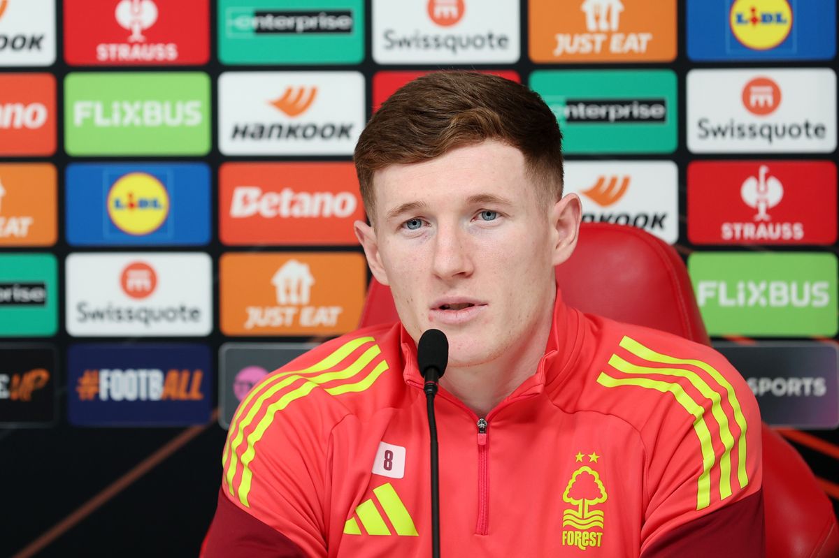 Elliot Anderson makes transfer admission amid Man United interest - Manchester Evening News