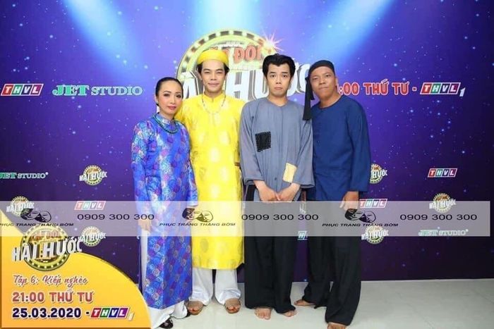 Trang phục Thằng Bờm